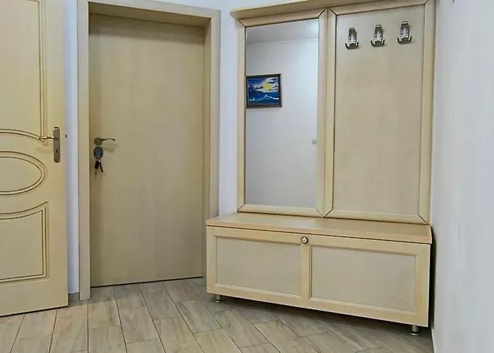 Cosy 2-bedroom Near The Road 班斯科