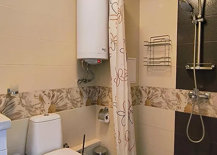 公寓 Cosy 2-bedroom Near The Road 班斯科