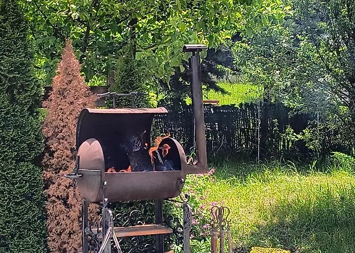 Cosy 2-bedroom Near The Road Банско